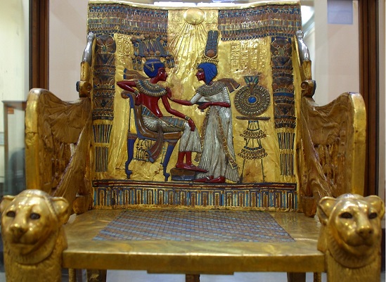 Resultado de imagen para trono de oro del rey Tutankamón