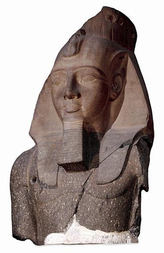 Busto Colosal de Ramsés II, el joven Memnón