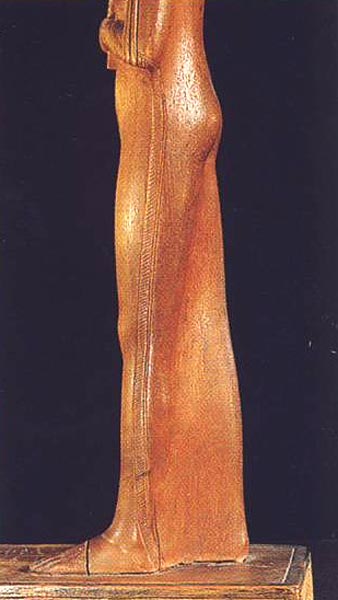Foto 6. Perfil izquierdo. Foto en G. ANDREU, La statuette d'Ahmès Néfertari, París, 1997, p. 12, 14