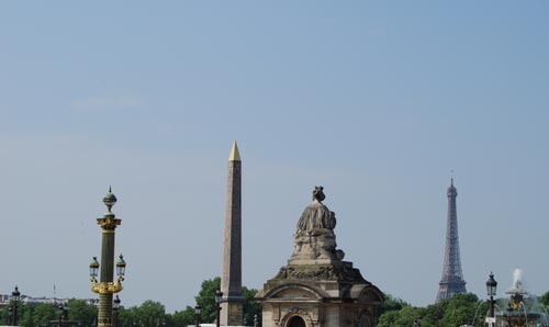 Obelisco en la Plaza de la Concordia en París