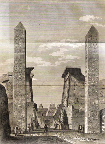 Figura 31. Grabado que representa los dos obeliscos frente al templo de Luxor (uno de los cuales hoy en día se ubica en la Plaza de la Concordia de París). Grabado de la odra de V. Denon, Travels, Londres, 1803.