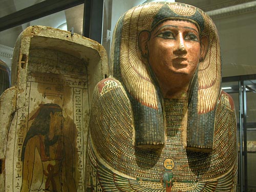 Foto 18.- Rostros de la momificación egipcia
