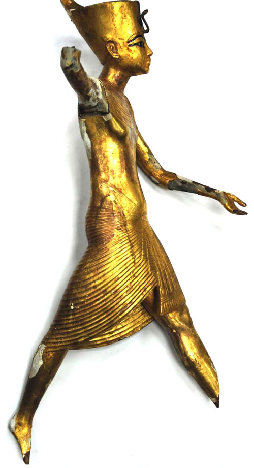Fig. 14. Vista de perfil del lamentable estado en que ha quedado la figurilla después del robo. Ver en: luxortimesmagazine.blogspot.com/2011/04/four-of-egyptian-museum-missing-objects.html