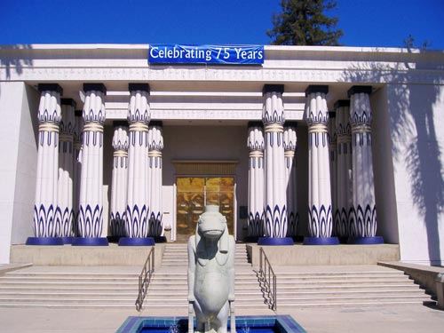 Fig. 12. Museo Egipcio Rosacruz de San José (California, Estados Unidos). Foto en: http://en.wikipedia.org/wiki/Rosicrucian_Egyptian_Museum