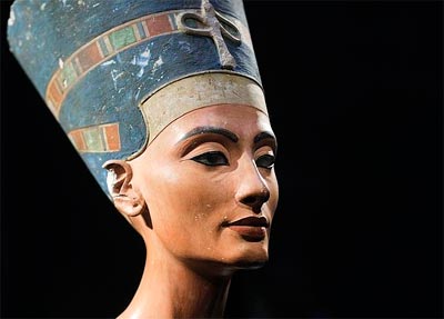 Nefertiti reinó como faraona antes que Tutankamón