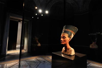 Berlín prepara la réplica de Nefertiti